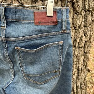 ⭐️Henry and Belle Skinny Jean in size 25